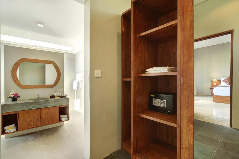 Entire 3 BR with Pool Villa #L131 Villa in Ubud