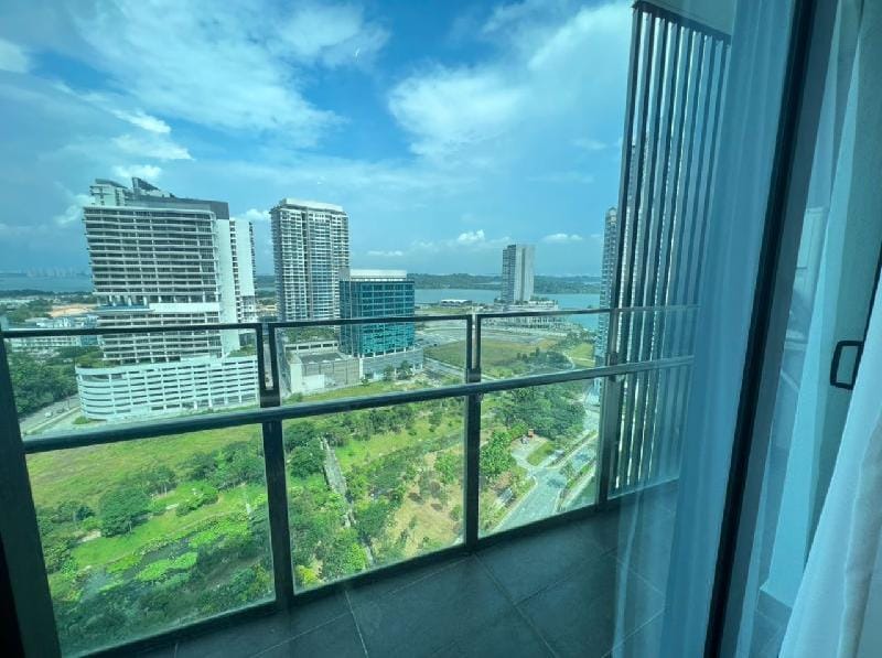 Almas Suites Puteri Harbour 13@Legoland @Nice View Apartment in Johor