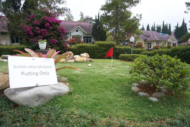 Villa Lotus G5, Puncak - Cipanas Vacation rental in West Java