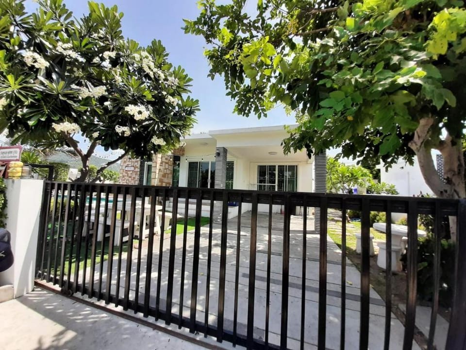 Kanda Pool Villa Hua Hin Villa in Hua Hin District
