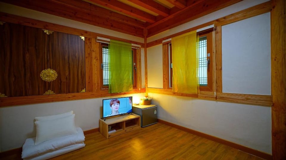 Gongju Moonlight Garden Guesthouse Campground/ 
RV Resort in South Korea