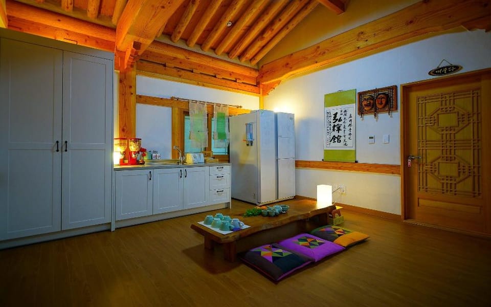 Gongju Honghuiguan Guesthouse Campground/ 
RV Resort in South Korea