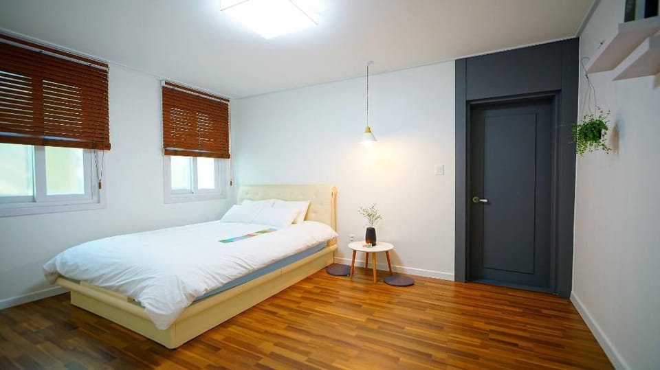 Jeonju Deogindang &amp;amp;amp;amp;amp;amp;amp;amp; Su House Pension Campground/ 
RV Resort in South Korea