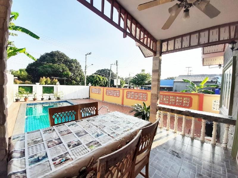 Nuchy Pool Villa Hua Hin Villa in Hua Hin District