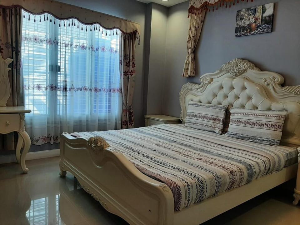 Paulla Pool Villa Hua Hin Villa in Hua Hin District