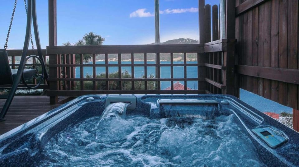 The South Sea, SPA Hill pension Bed and Breakfast in South Korea