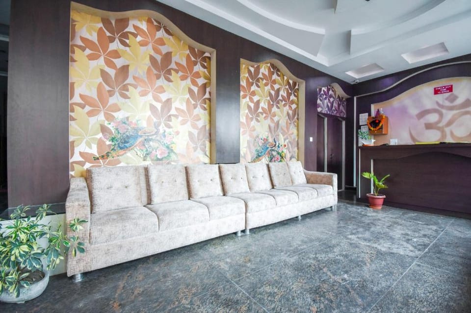 Hotel O by OYO Pearl Motichur Railway station Hotel in Uttarakhand