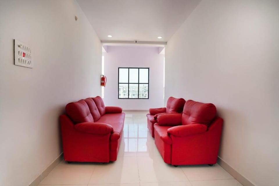Flagship Sri Raghavendra Lodge Hotel in Telangana