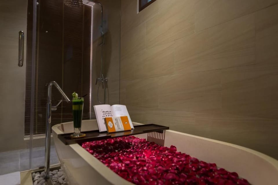 Ishara 1 BR Family Suite Room DH42 Vacation rental in Payangan