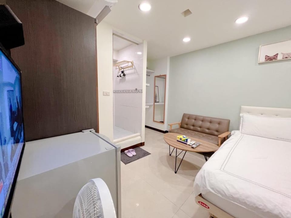 END/B10 Apartment in Taipei City