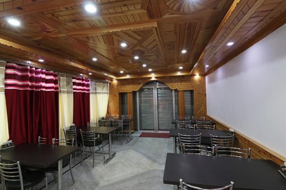 Hotel Uttarayan Hotel in Uttarakhand