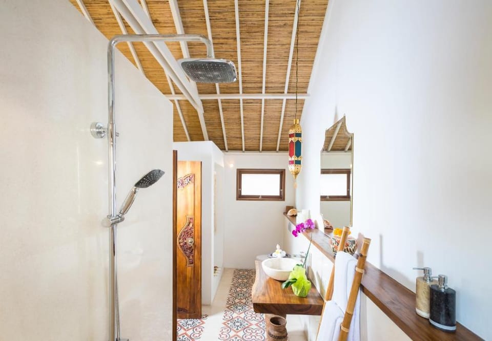 Luxury 1 BR Junior Suite Room #L232 Villa in Ubud