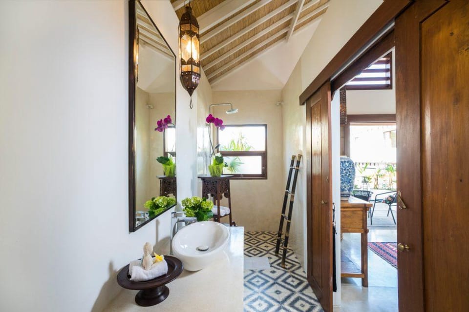 Cozy 1 BR Deluxe Suite Room #L229 Vacation rental in Ubud