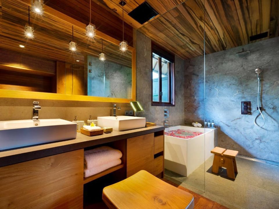 Luxury 1 BR with Pool Villa #L177 Villa in Tampaksiring