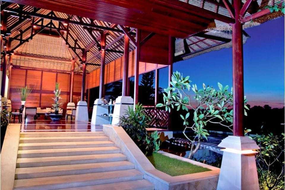 Luxury 1BR Duplex Pool Villa #YN37 Villa in Abiansemal