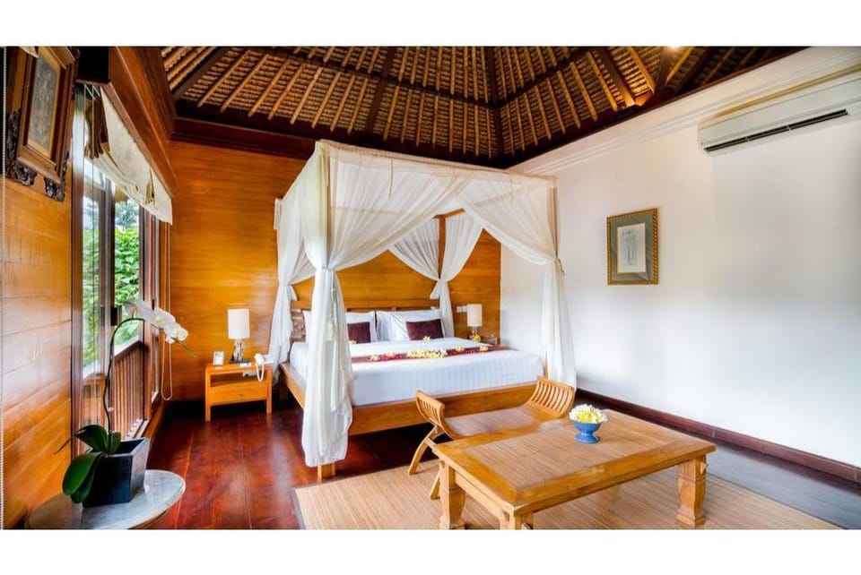 Luxury 1 BR Pool Villa Valley View #FN1 Villa in Tampaksiring