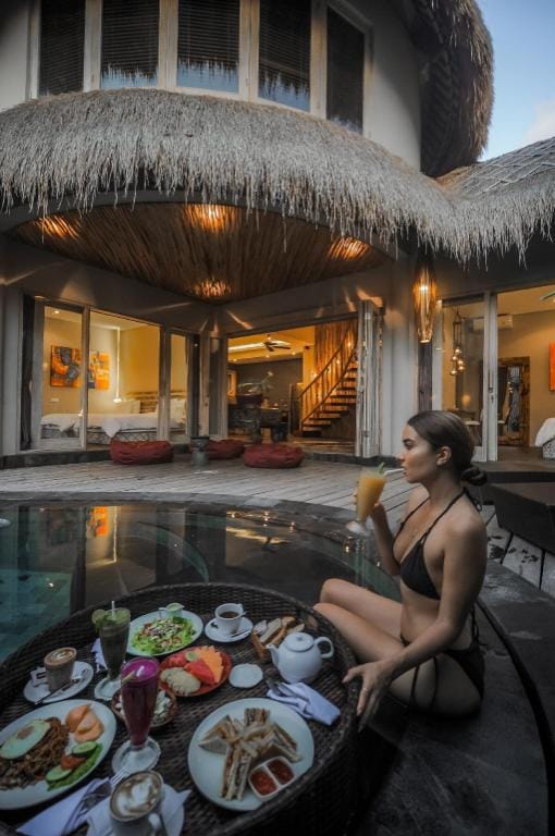 Luxury Villas Merci Resorts 3BR Seminyak #1 Villa in Kuta