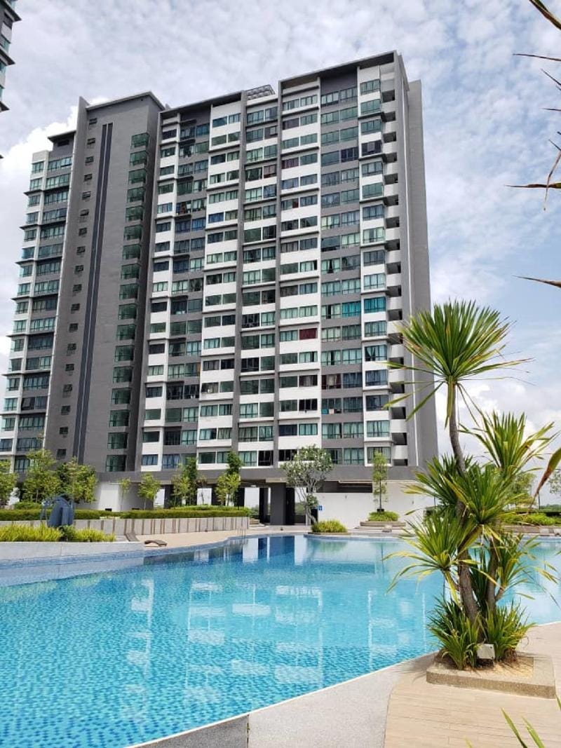 JWK KP Deluxe Studio with Infinity Pool & GYM Apartment in Negeri Sembilan, Malaysia