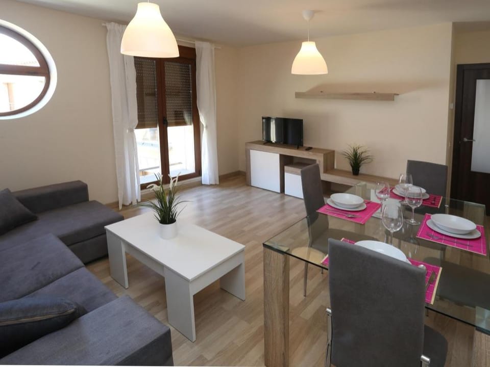 Apartamento Turistico Puente Romano P4 2-A Apartment in Salamanca