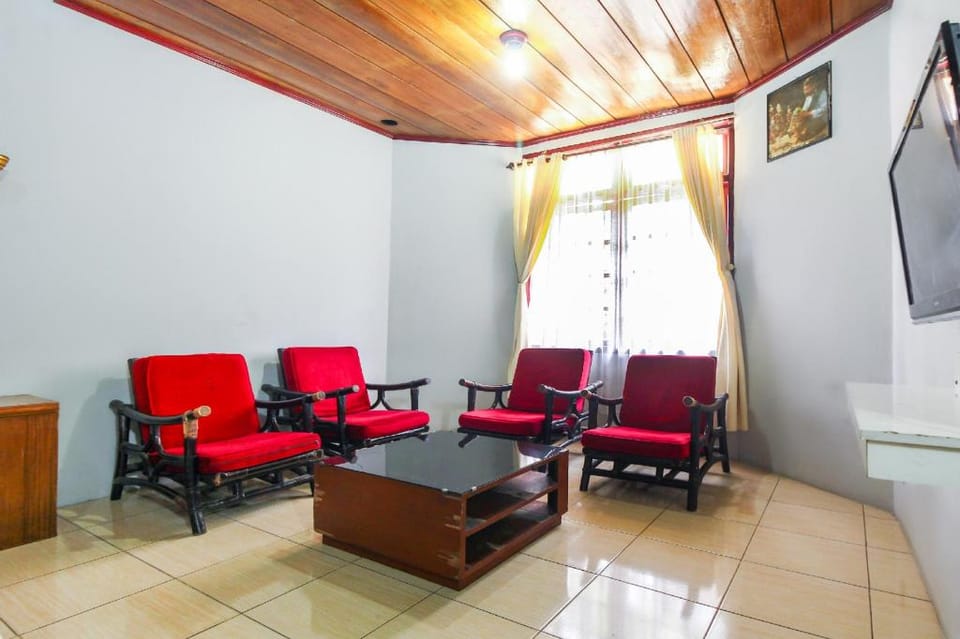 OYO 3180 Hotel Rian Cottage Hotel in Indonesia