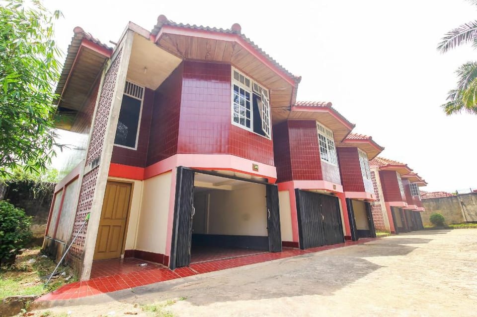 OYO 3180 Hotel Rian Cottage Hotel in Indonesia