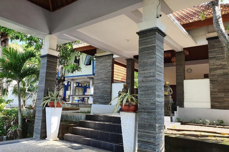 Hotel O Thomas Garden Place Hotel in Bali