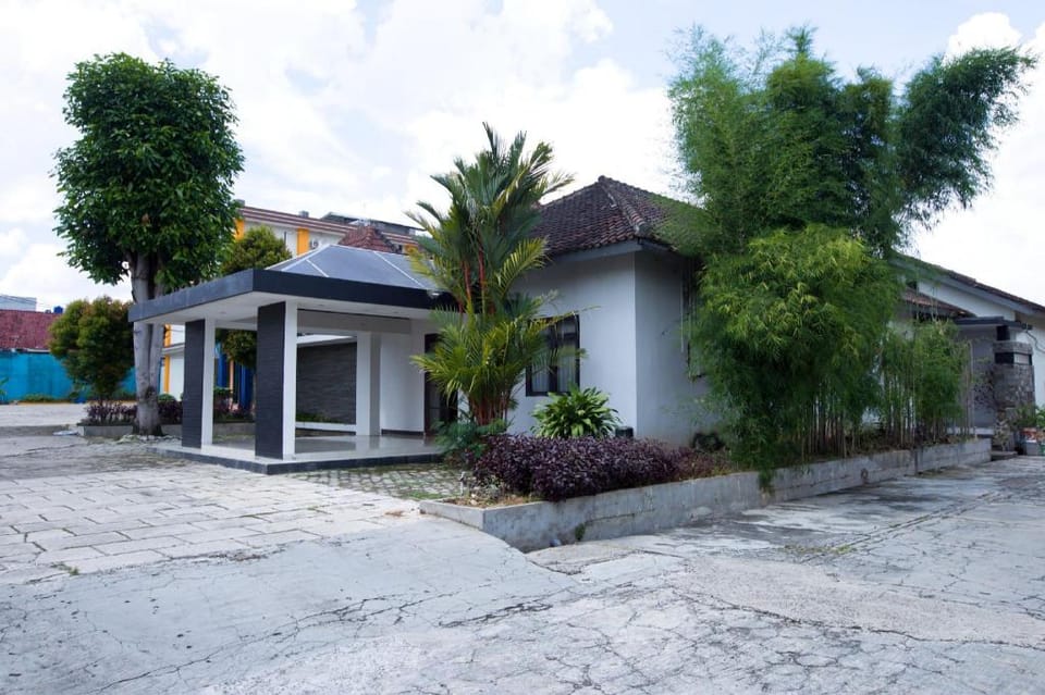 OYO 3207 Hotel Gracia Hotel in Indonesia