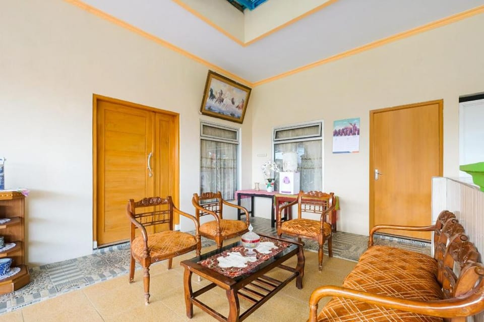 OYO 3223 Jy Homestay Hotel in Special Region of Yogyakarta