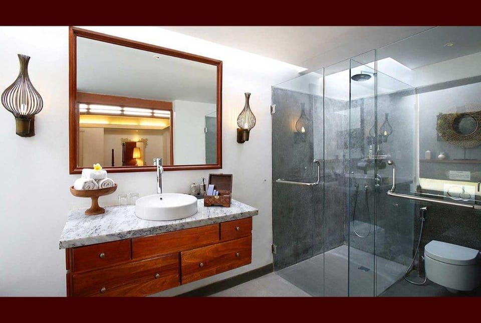   Stunning 9BR Private Villa for Family Gathering  Villa in North Kuta