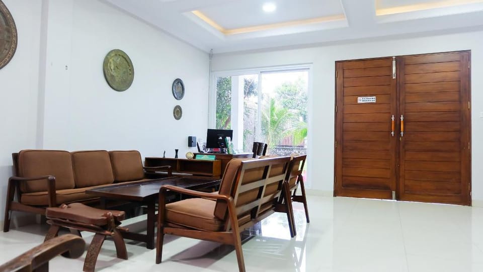 Villa Syariah Prambanan Kolam Renang Pribadi by Simply Homy Villa in Special Region of Yogyakarta
