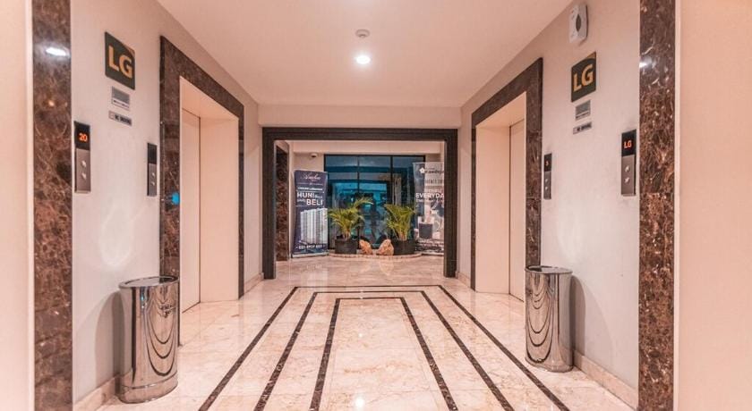 Azalea Suites Cikarang by Jayakarta Group Hotel in West Java
