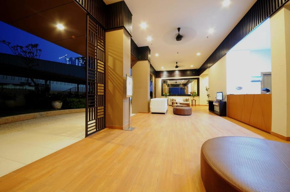 Azalea Suites Cikarang by Jayakarta Group Hotel in West Java