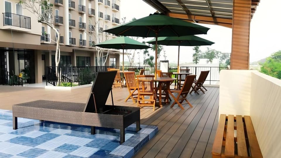 Azalea Suites Cikarang by Jayakarta Group Hotel in West Java