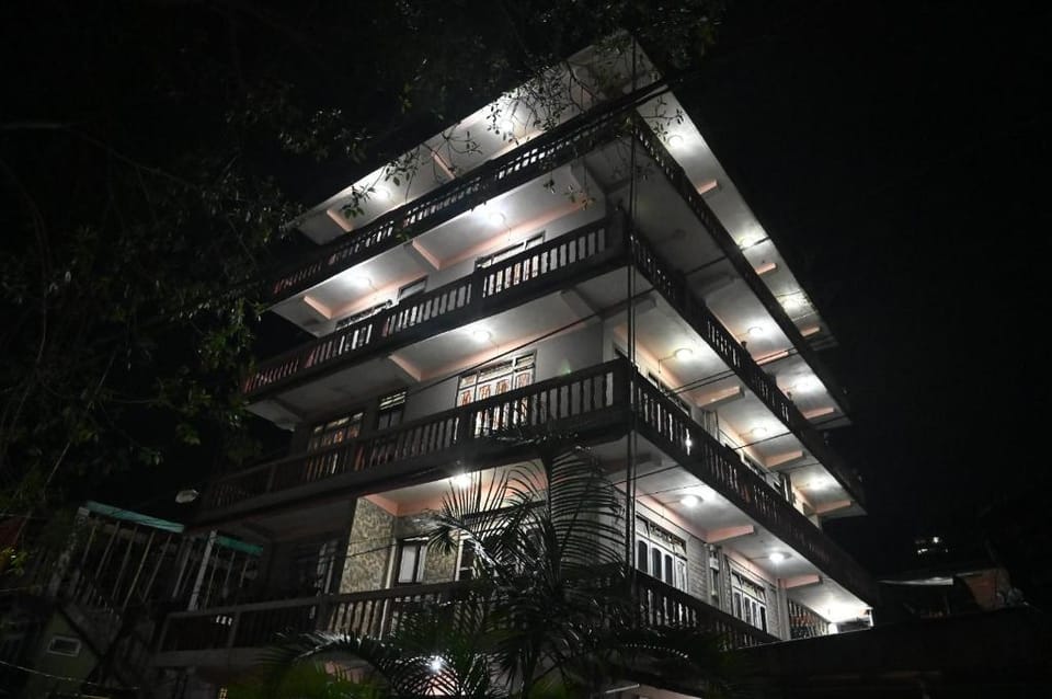 Hotel Abira Apartment in West Bengal
