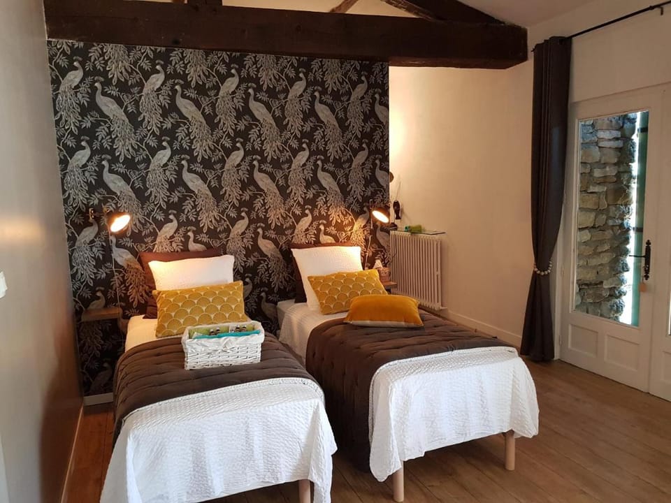 Echo d'Eau Host & Coach Bed and Breakfast in Pays de la Loire
