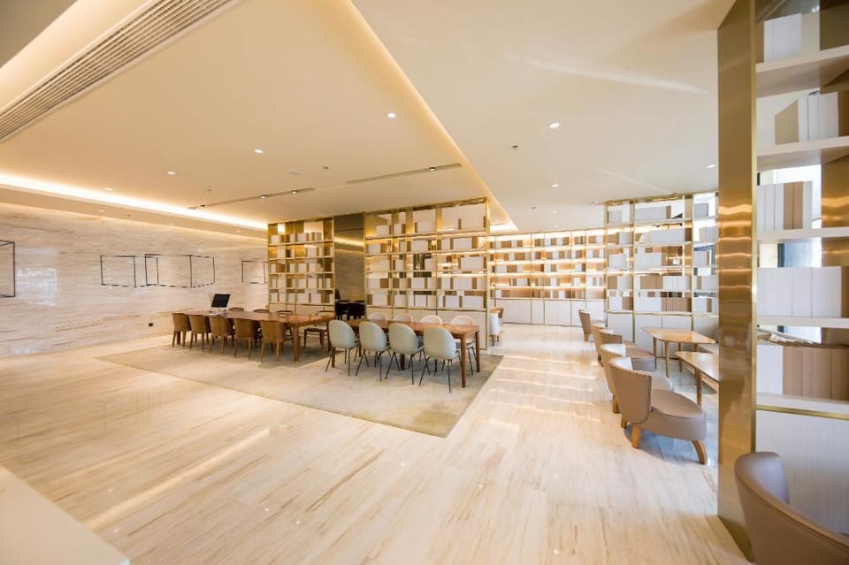 Ji Hotel Shanghai Hongqiao Airport Tianshan West Road Hotel in Shanghai