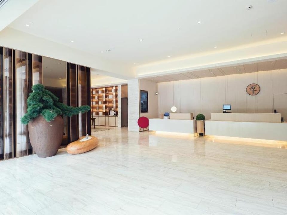 Ji Hotel Shanghai Jinshajiang Road Hotel in Shanghai