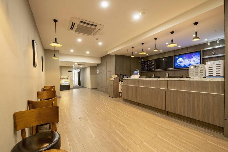 Hanting Hotel Shenzhen Huanggang Hotel in Shenzhen