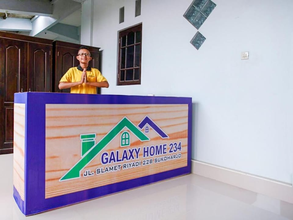 SPOT ON 3199 GALAXY HOUSE 234 Syariah Hotel in Indonesia