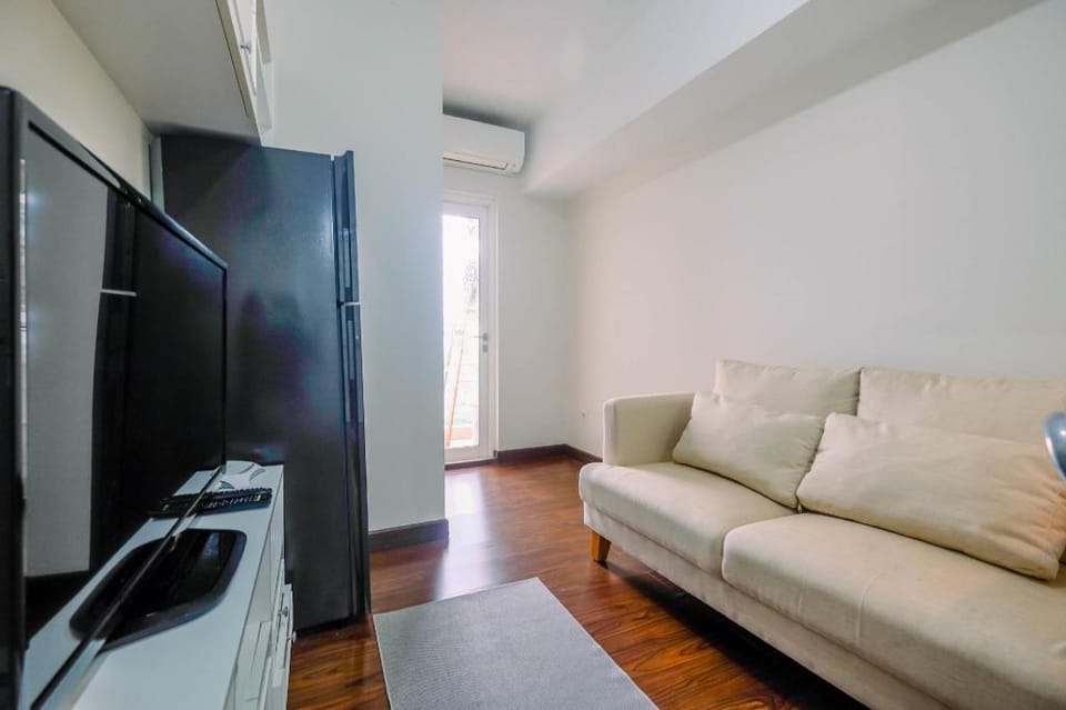 Spacious and Modern 2BR Springlake Apt By Travelio Apartment in West Java