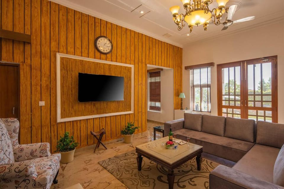 StayVista at SilverOaks Cottage Villa in Uttarakhand