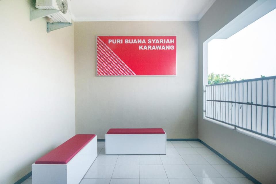 OYO 2956 Puri Buana Syariah Hotel in West Java