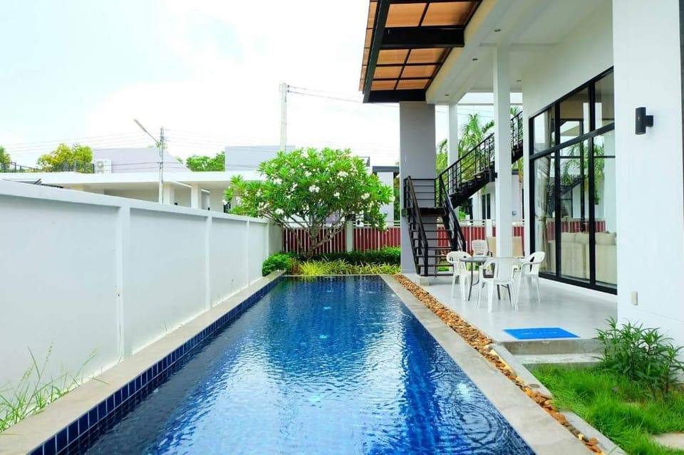 The Up Pool Villa (36/11 located at We by Sirin) Villa in Nong Kae