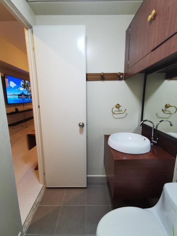 Avida Davao 65inTV 50MBPS Apartment in Davao City