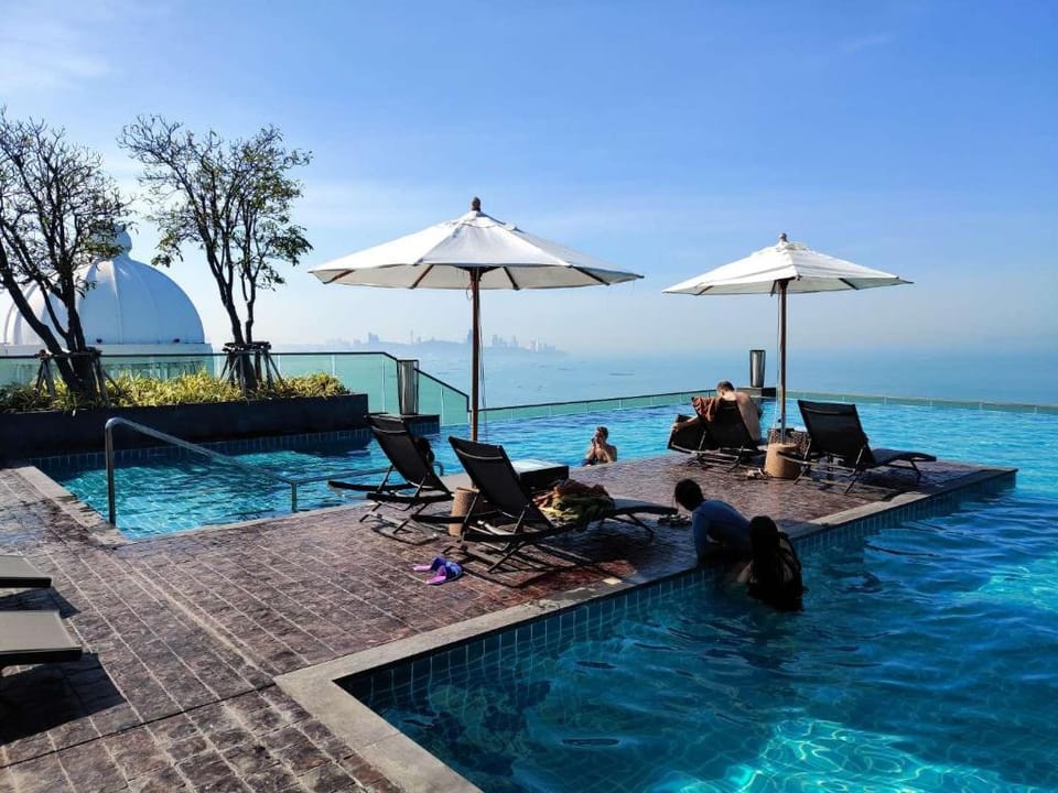 Wong Amat tower  best sea view28 Apartment in Pattaya City
