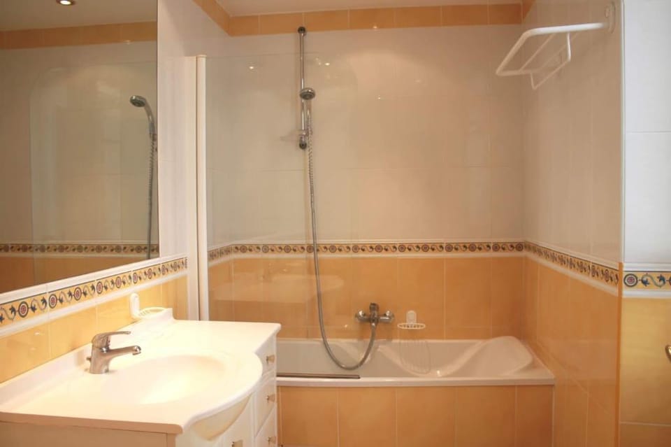 Studio Commandant André 22 by Viva Riviera Apartment in Cannes