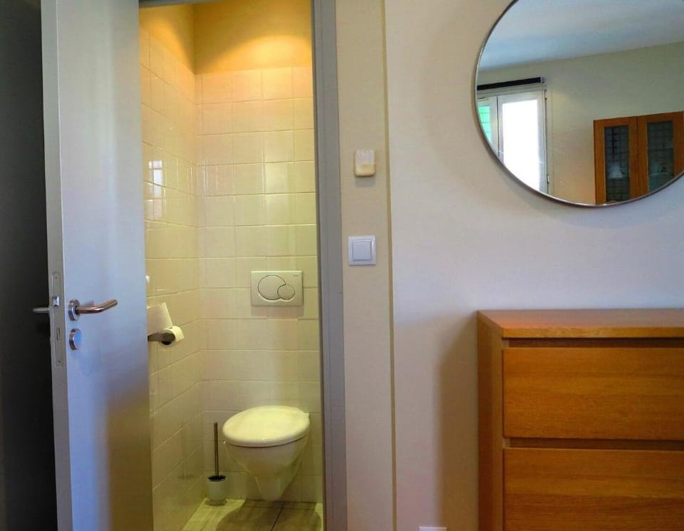Cosy and Elegant 1 Bedroom Rue Florian Apartment in Cannes