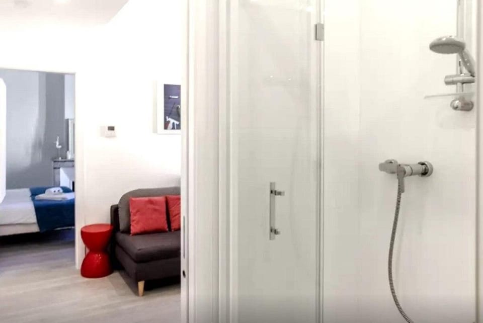 Lovely and Modern 1 Bedroom City Centre Cannes Apartment in Cannes