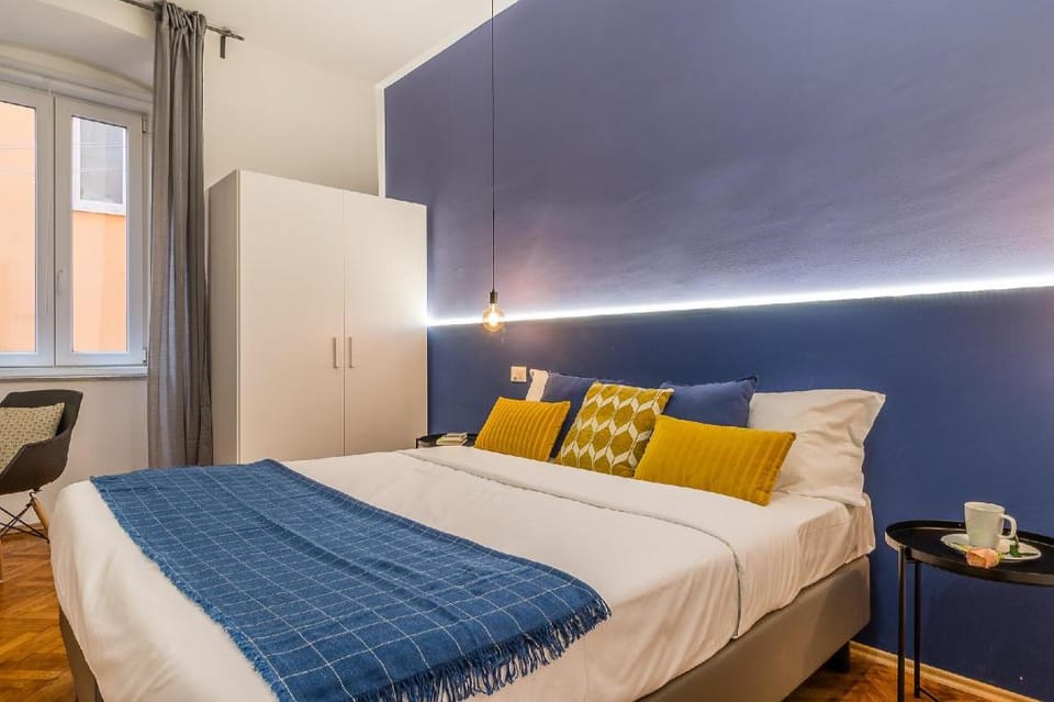 Lovely guest-room with private bathroom Apartment in Trieste