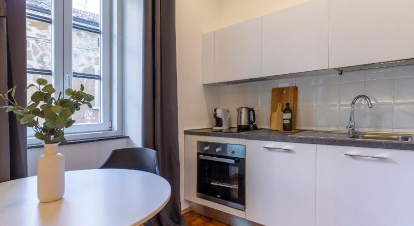Amazing studio in the city center + WiFi Apartment in Trieste